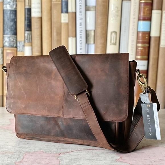 Oak Leathers Other - Brown Leather Messenger Bag Laptop Briefcase Bag College Office Adj Strap NWT